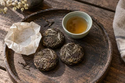 Fuding Shou Mei White Tea Mini Cake